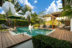Intégrer une piscine dans son jardin - Création conseil Morana
