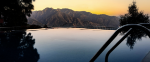 integrer-piscine-selon-design-jardin